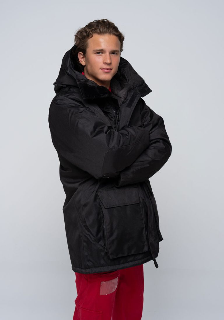 Modell 175cm. Størrelse S.