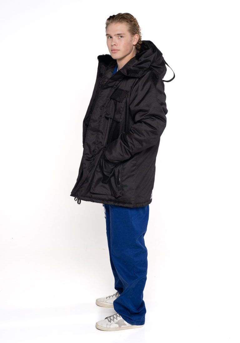 Model-X-parkas-Russ-5